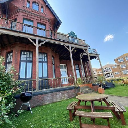 Captain'S Deck Beach Balcony Perfectlysaltburn Exterior foto