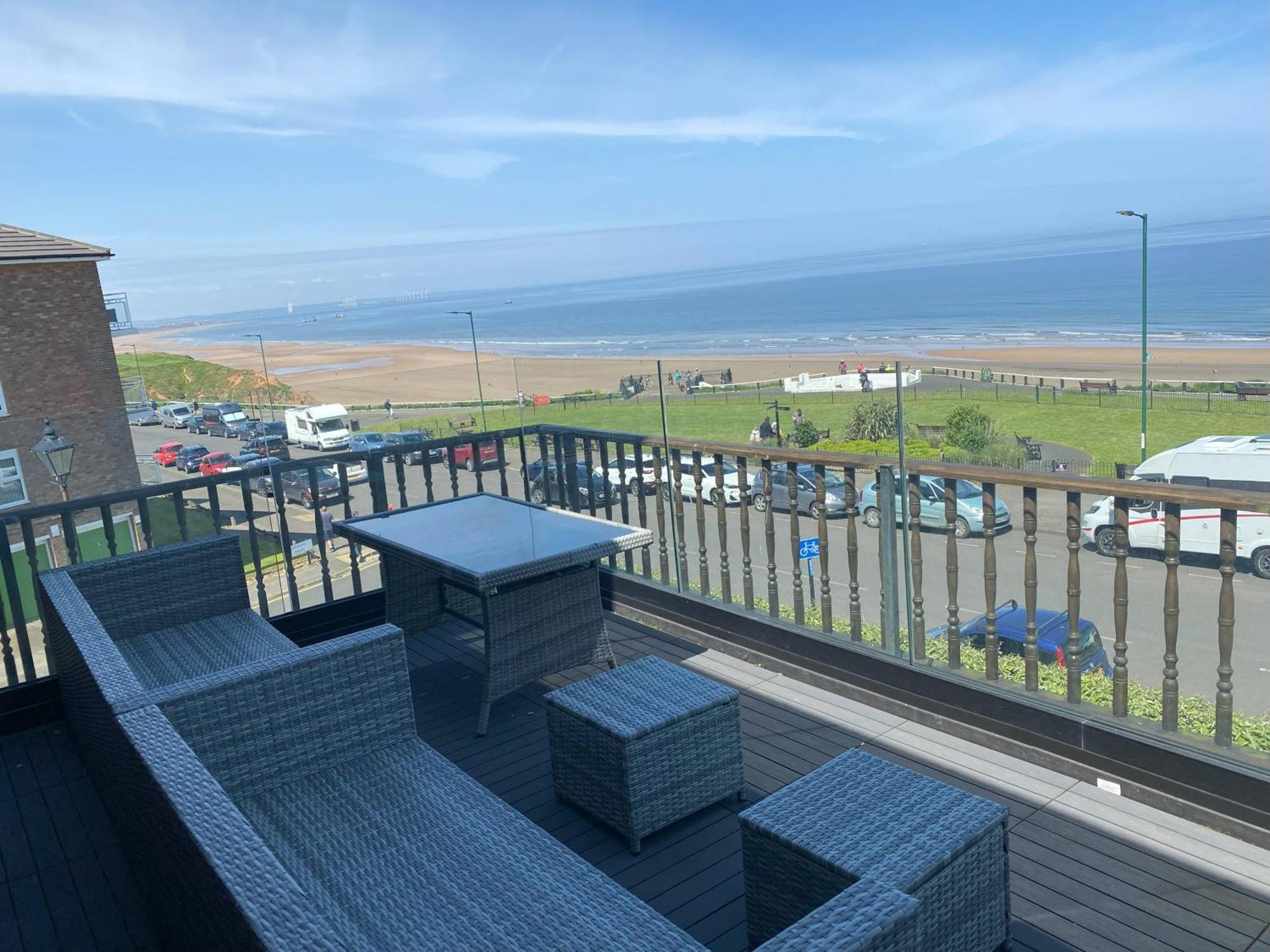 Captain'S Deck Beach Balcony Perfectlysaltburn Exterior foto