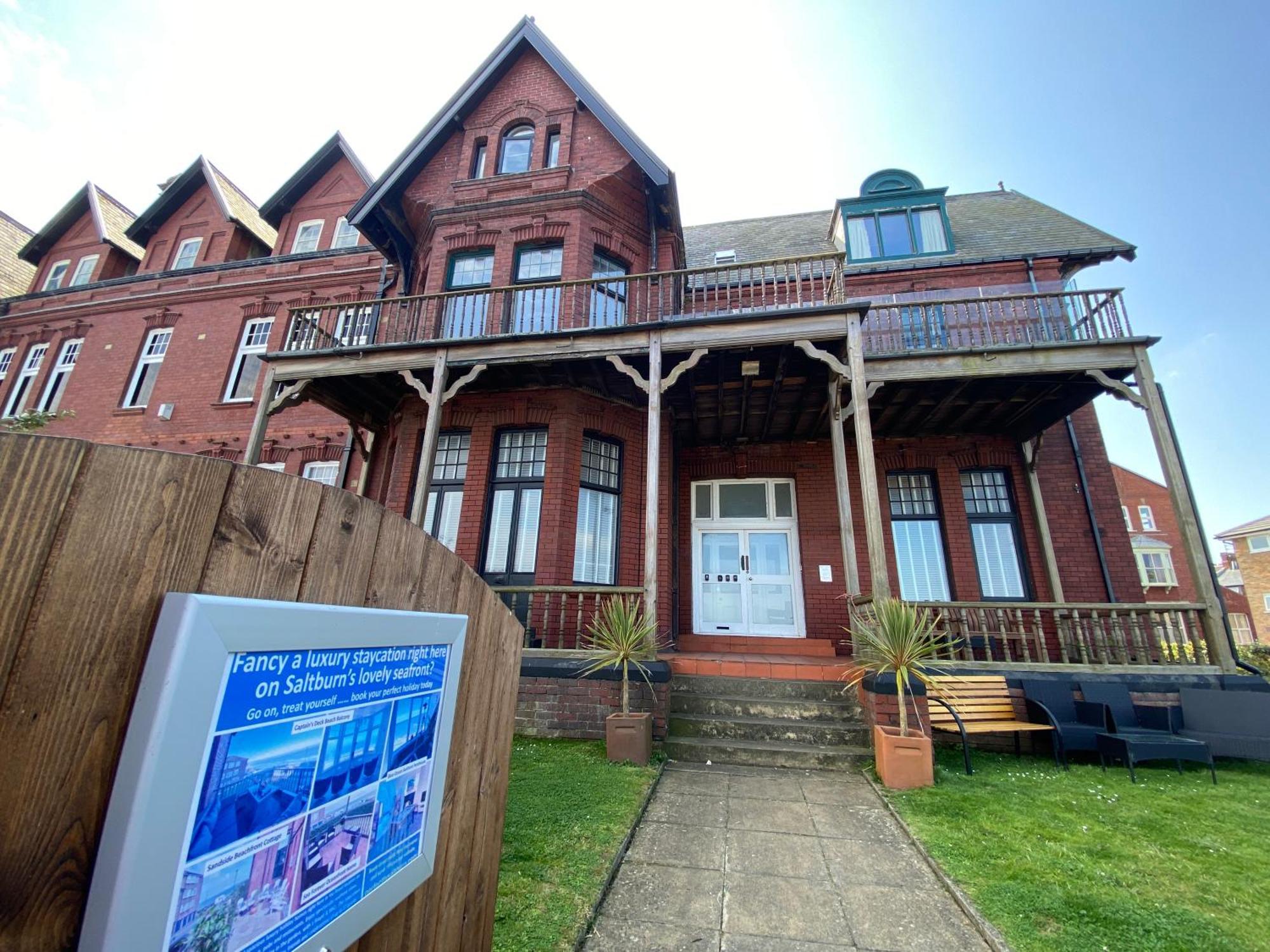 Captain'S Deck Beach Balcony Perfectlysaltburn Exterior foto